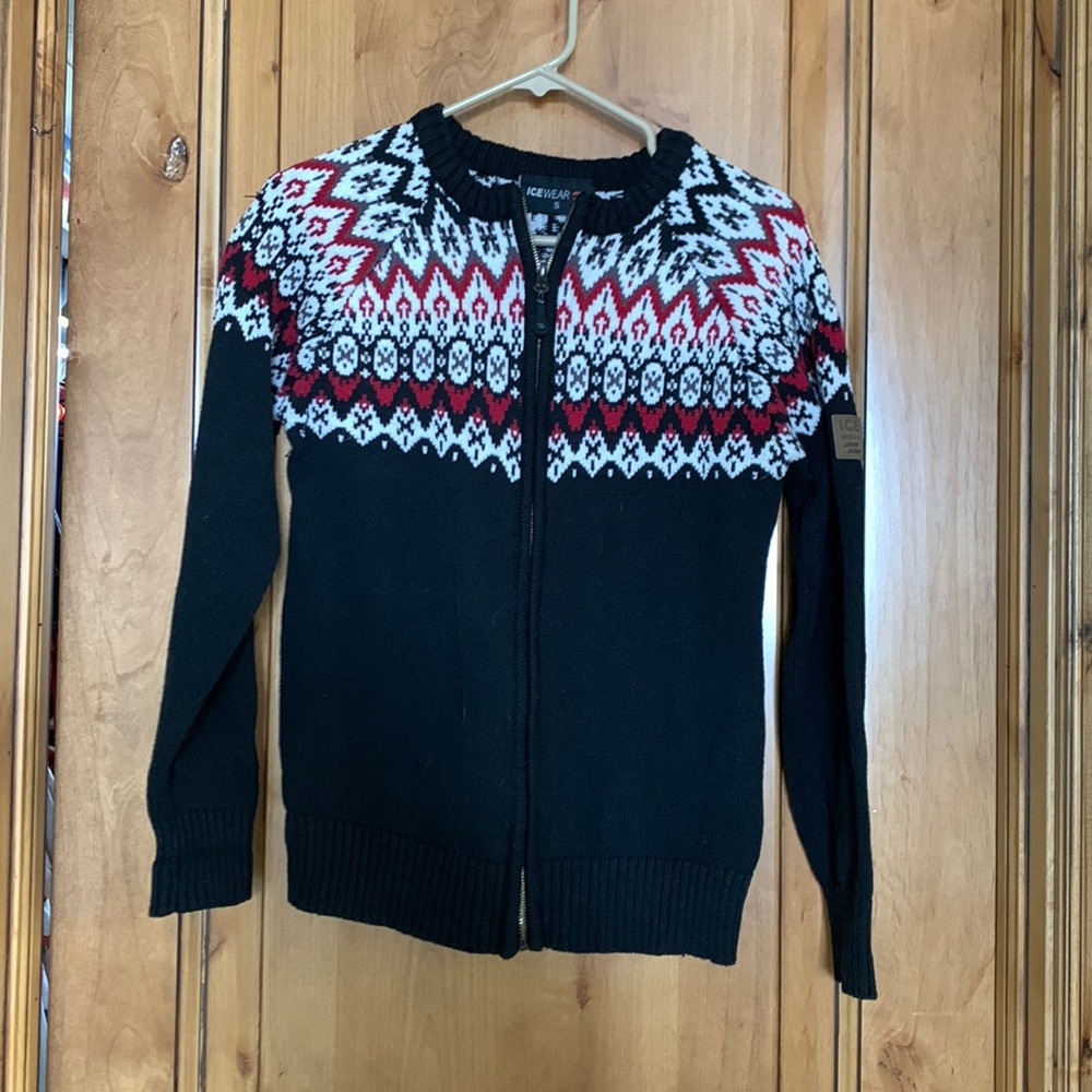 Icewear Small ski sweater